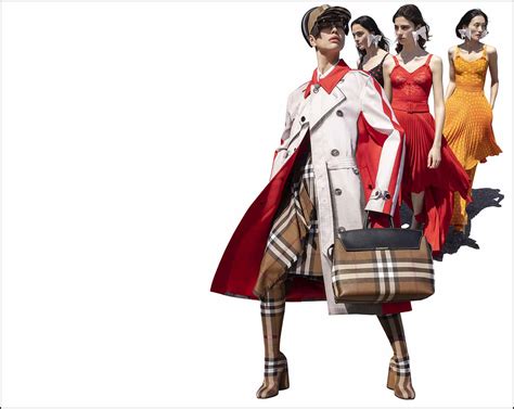 burberry trama nuova|Burberry reveals its Autumn/Winter 2022 campaign .